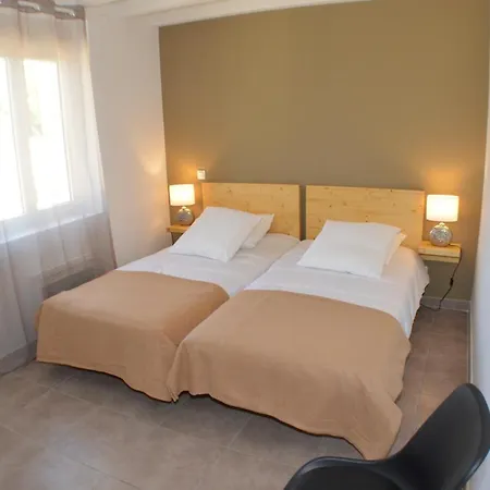 Le Clos Des Taulelles Le Figuier