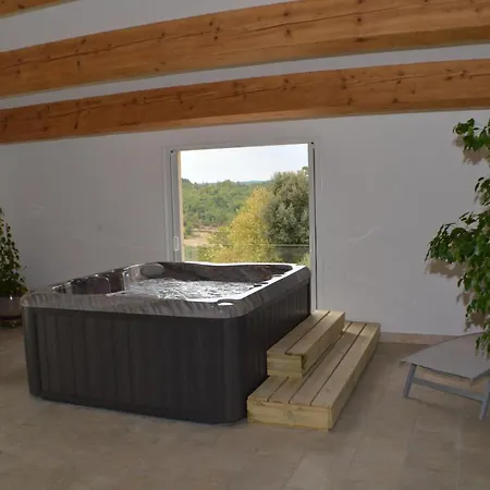 Le Clos Des Taulelles Le Figuier